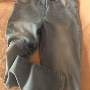 svetle-modre-elasticke-dziny-kalhoty-moderni-uzke-skinny